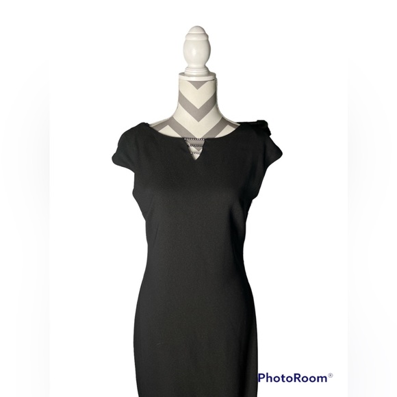Reggio Black Maxi Dress - Picture 2 of 7